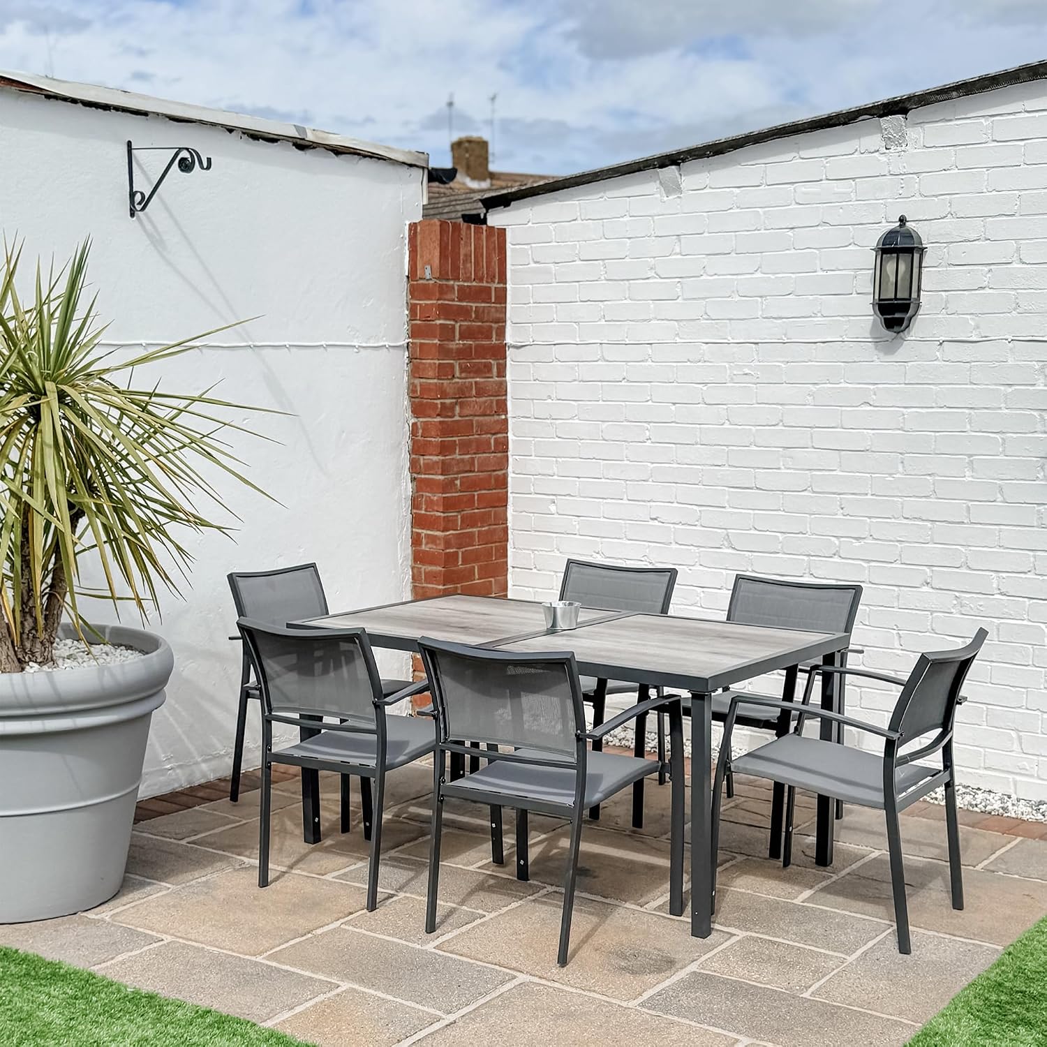 Outsunny 7 TLG. Sitzgruppe Gartenmöbel-Set, Gartengarnitur mit 1 Esstisch, 6 stapelbaren Stühlen, Sitzgarnitur, für Terrasse, Mesh, Dunkelgrau — Ansicht 6